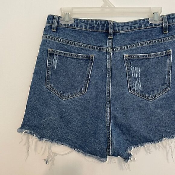 PRETTYLITTLETHING Dark Blue Wash Distressed Denim Mom Shorts Ripped High Waisted - Picture 13 of 15